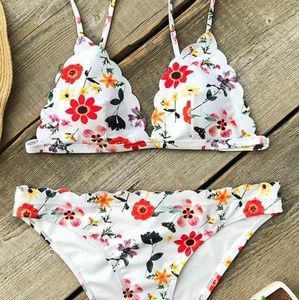 CUPSHE SUNNY GIRL BIKINI SET - Size L - NWOT